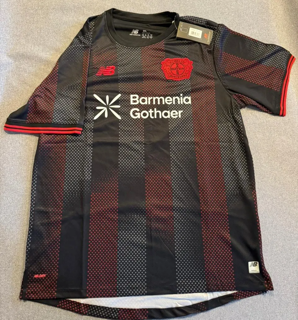 Camiseta Bayern Leverkusen 2025/2026 Titular (Fan) - Bayern Leverkusen