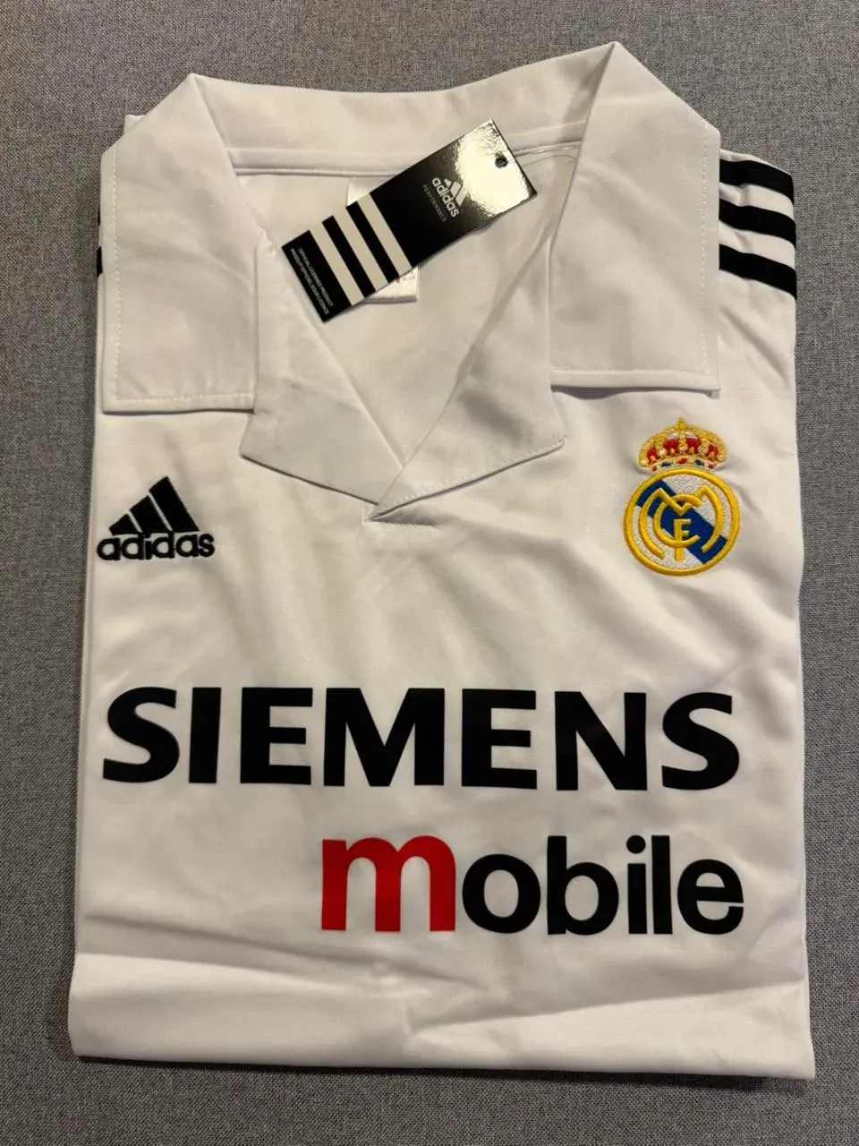 Camiseta Real Madrid 2004/2025 - imagen 4